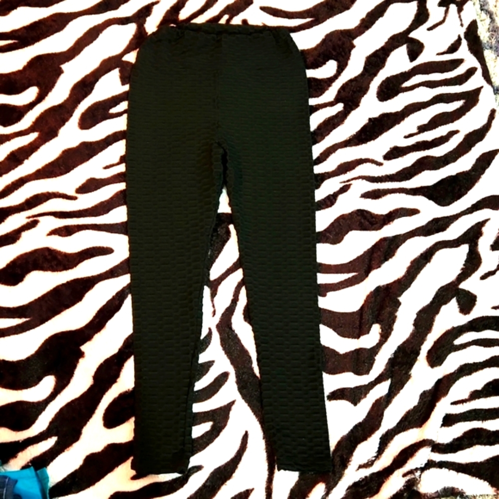 Black Butt Lift Leggings Size Large